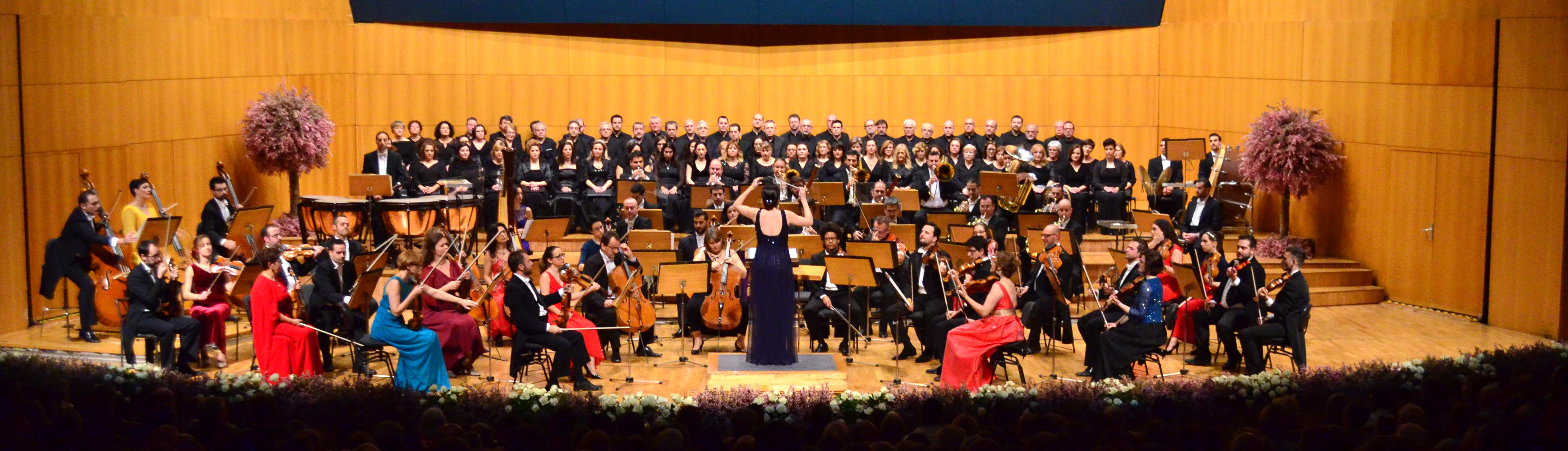 Música y buen humor para recibir a 2017