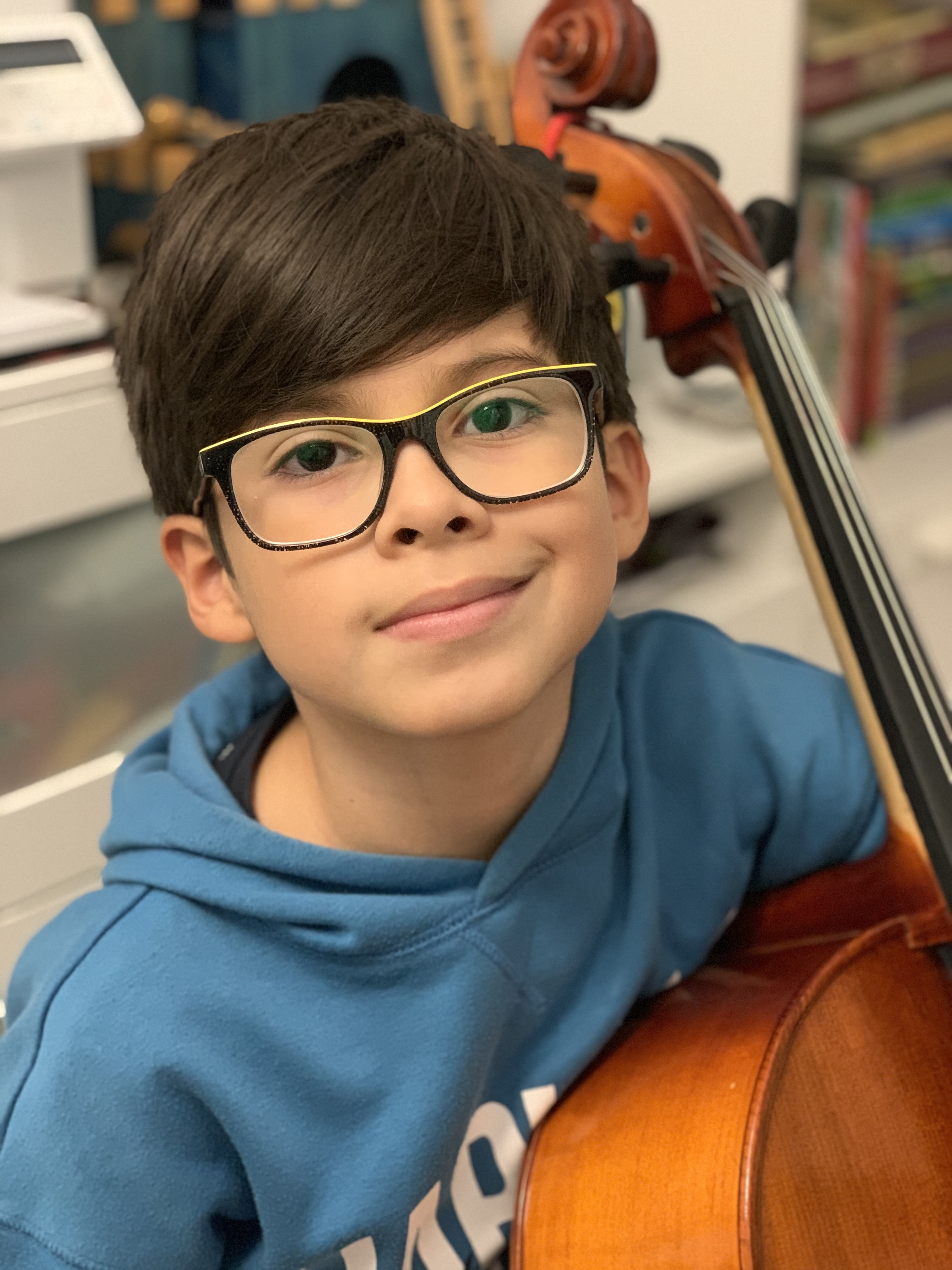 APRENDE CON LA ORA. REPORTERO GAEL WHITE